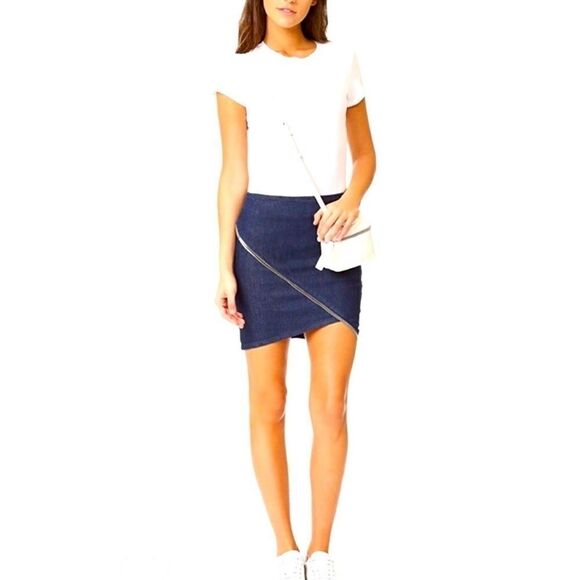 RtA Front Zipper Denim Mini Skirt.Size 4 - Picture 1 of 9